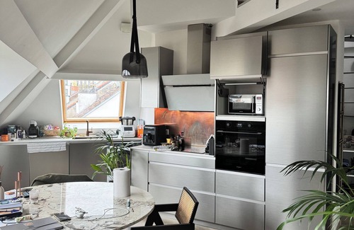 Jacht Apartment | Modern Loft Near EU Institutions