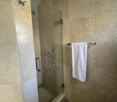 Egypt Lake-Leto Apartment | modern loft suite