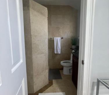 Egypt Lake-Leto Apartment | modern loft suite