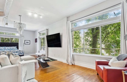 Charlotte Condo | Modern Loft Walkable to Uptown and Elizabeth