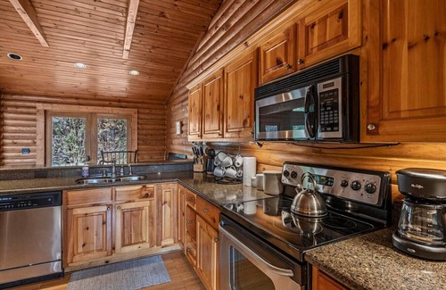 Lake Lure Cabin | Modern Log Cabin, Fireplace, Pool Table, and Mountain View!