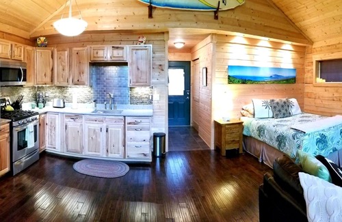 Talkeetna Cabin | Modern Log Cabin Vacation Rental with En Suite Sauna in Talkeetna, Alaska