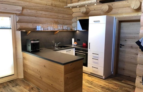 Lindberg Apartment | Modern log chalet (75m2) with its own sauna