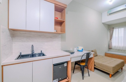 Kedungmanggu Apartment | Modern Look 1BR at LRT City Sentul - Royal Sentul Park Apartment