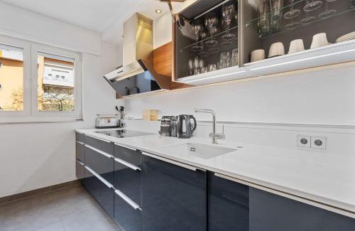 Cents Apartment | Modern Lux Apartment with Balcony in Luxembourg