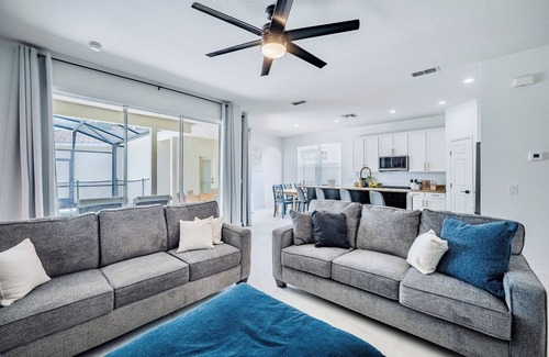 Kissimmee Villa | Modern Lux Villa Mins to Disney! Resort Home w/Pool and Hot Tub! No Resort Fee!