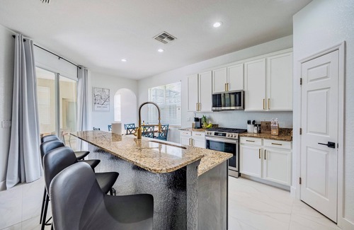 Kissimmee Villa | Modern Lux Villa Mins to Disney! Resort Home w/Pool and Hot Tub! No Resort Fee!