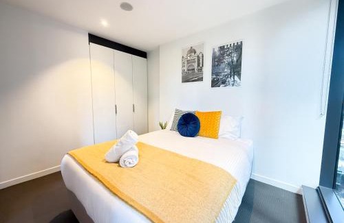 Melbourne Central Business District Apartment | Modern Luxe Chic 2BR Near Southern Cross Station