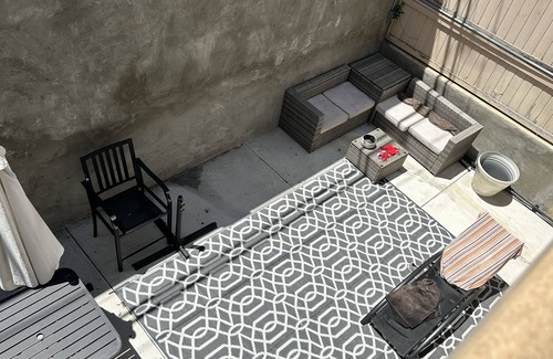 South Redondo House | Modern LUXORY beachouse - steps to TOPAZ BEACH near Redondo PIER & Riv Village
