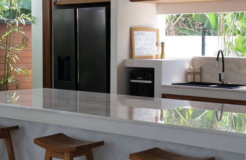 Cepaka House | Modern Luxurious villa, with rice field views, and a 10-minute drive to Canggu.