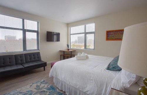 Bankers Hill Hotel | Modern, Luxurious and Prime location All in One