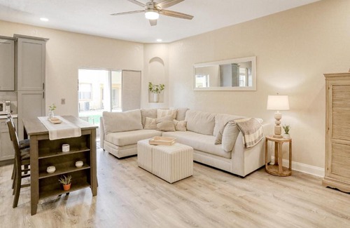 Regal Palms House | Modern Luxury at Regal Palms Resort