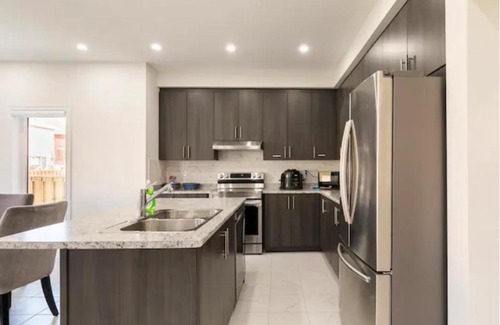 Whitby House | Modern Luxury Home