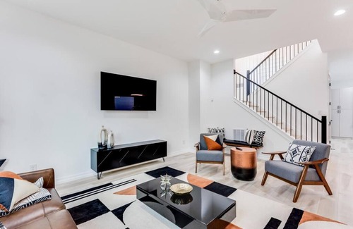 Pittsburgh House | Modern Luxury In The City at Havilah Estates