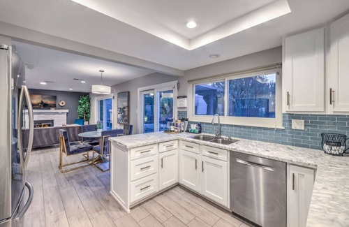 Green Valley North Villa | Modern Luxury Vegas Pool Retreat w Hot Tub, BBQ