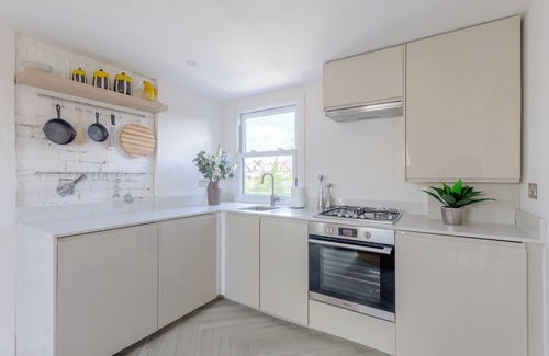 Hackney Wick Apartment | Modern Maisonette | 2 Bed | WiFi | Hackney
