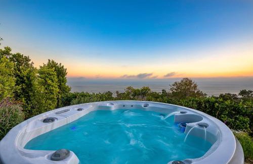 Western Malibu House | Modern Malibu Beauty