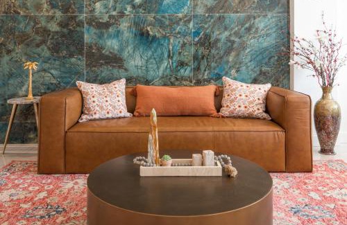 Spruce Hill Villa | Modern Marvel at University City