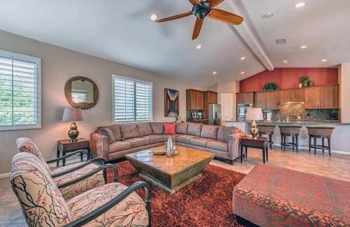 Racquet Club South House | Modern Mediterranean - 3 Bed 4 Bath Home