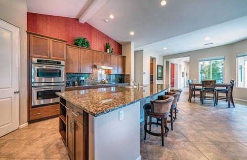 Racquet Club South House | Modern Mediterranean - 3 Bed 4 Bath Home