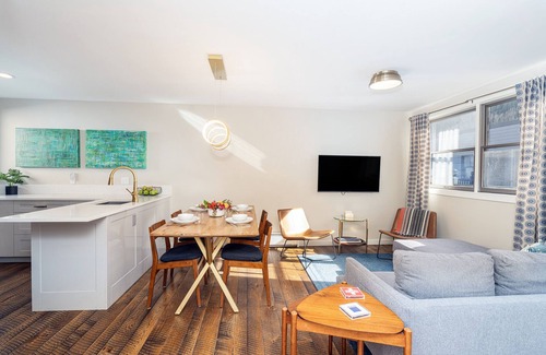 Telluride Condo | Modern Mid-Town Hideaway, Steps to Gondola, Walk Anywhere