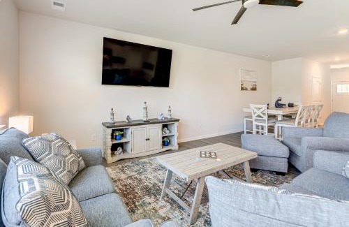 Frankford House | Modern Millville Home 5 Mi to Beach and Boardwalk!