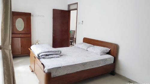 Semarang Utara House | Modern Minimalist House Semarang