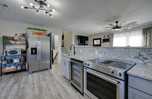 Mount Airy House | Modern Mount Airy Hideaway with Private Backyard!