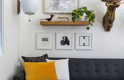 Sisters House | Modern Mountain Cottage, walking distance to charming town of Sisters, Oregon