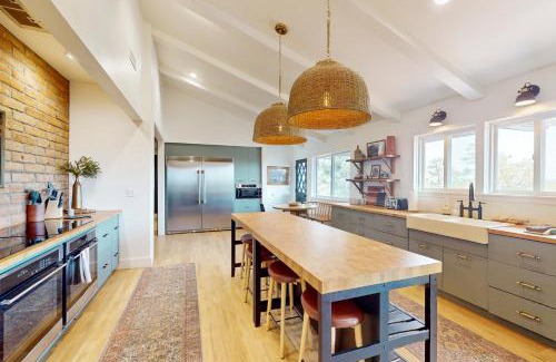 Show Low House | Modern Mountain Haven
