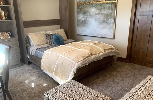 Angel Fire Resort | Modern Mountainside Escape close to hiking and 5 miles from Ski Resort!