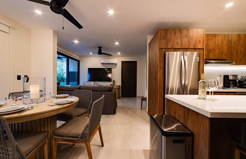Santa Maria Huatulco Condo | Modern New Condo - Steps to the Beach