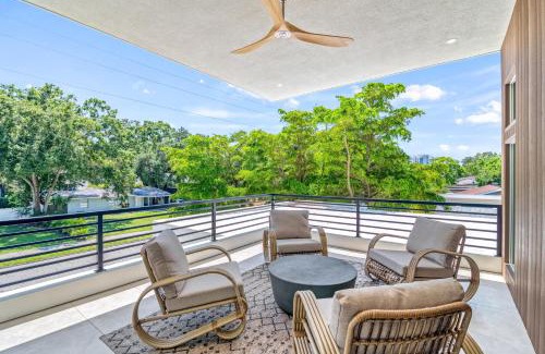 Arlington Park House | Modern New Home - Private Pool, Spa, Rooftop Deck, Game Room, & More!