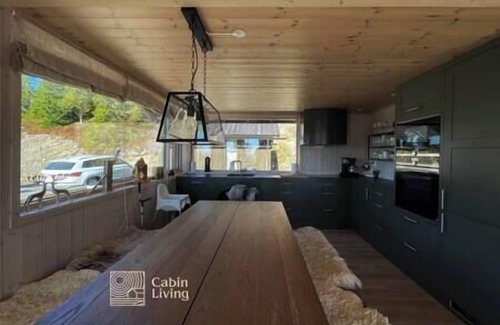 Ringsaker House | Modern New Large Cabin Ski in/out Sjusjøen