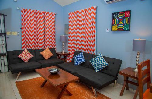 Portmore Villa | Modern Oasis - A/C in Every Room