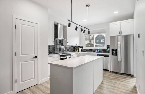Southeast Calgary House | Modern Oasis | Dogs Ok | Spacious | Close to Seton
