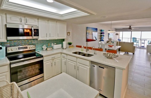 South Padre Island Condo | Modern Oceanfront condo for your Beach Getaway! Spectacular views!