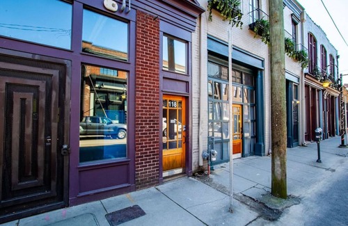 Old City Apartment | Modern Old City Loft - Downtown Knoxville