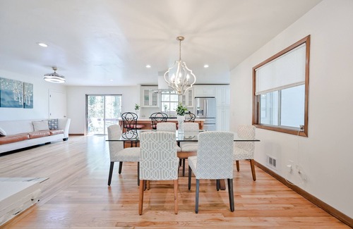 Marietta House | 🏵Modern Open Home 🎖Chefs Kitchen🎖3 Full baths