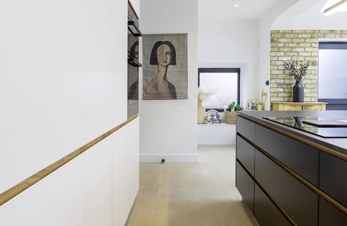 Hampton North House | Modern Open Plan Living Family Home in Southwest London