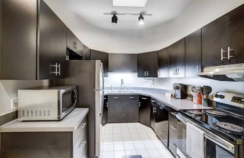 Downtown Cincinnati Apartment | Modern OTR Condo 2BR/1.5BA - TQL Stadium - Walkable