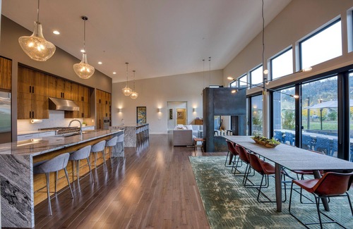 McMinnville House | Modern Pacific Northwest Escape