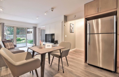 Professorville Apartment | Modern Palo Alto 1BR w/A/C, nr Stanford & Dining, by Blueground