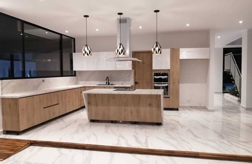 Envigado House | Modern Panoramic Luxury Mansion with the best VIP Viewpoint in Medellín