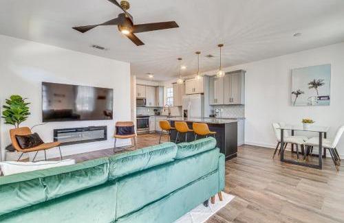 Downtown House | Modern Pensacola Vacation Home with Private Pool!