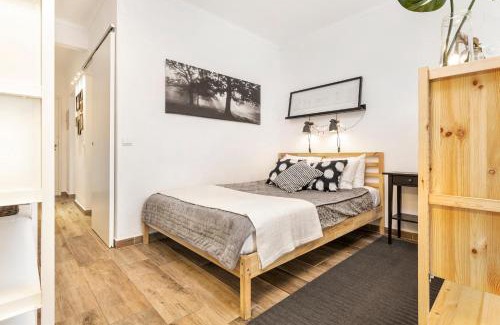 Quarteira Apartment | Modern Pool Apartment, Vilamoura