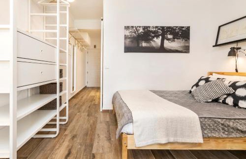 Quarteira Apartment | Modern Pool Apartment, Vilamoura