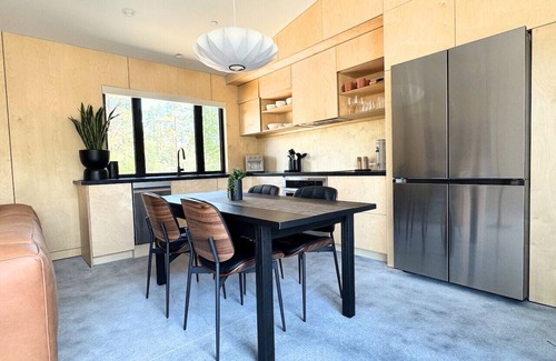 Prescott Cabin | Modern Prescott Cabin – Walk to Trails & Downtown