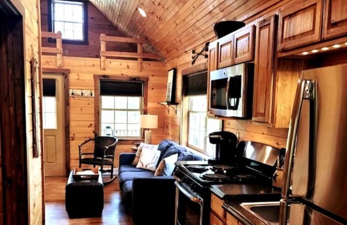 Philipsburg Cabin | Modern, Private Cabin 20 Minutes From Penn State, Breakfast Items Included