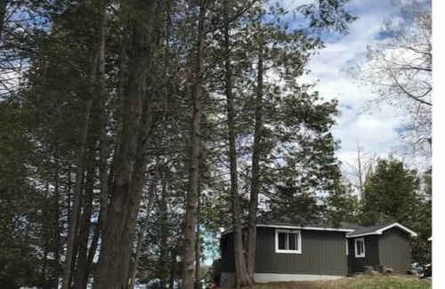 Central Frontenac Cottage | Modern Private Cottage on Quiet Tranquil Lake